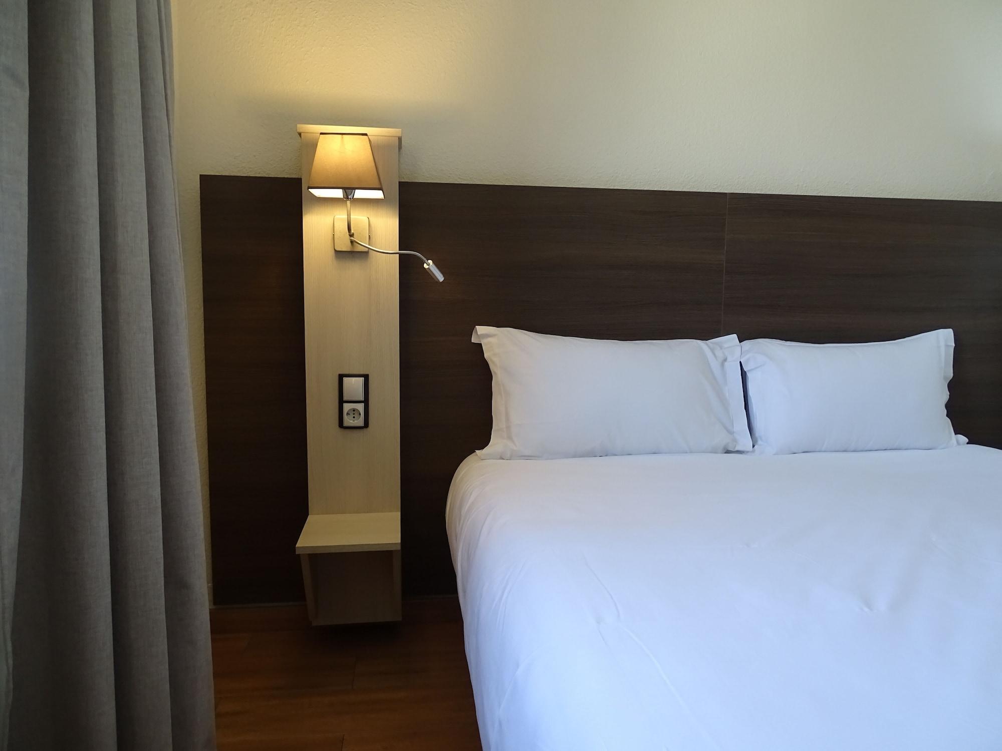 Euro Hotel Airport Orly Rungis Fresnes  Eksteriør bilde